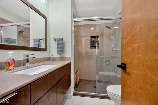 1278 Holiday Lane W, Brownsburg, IN 46112