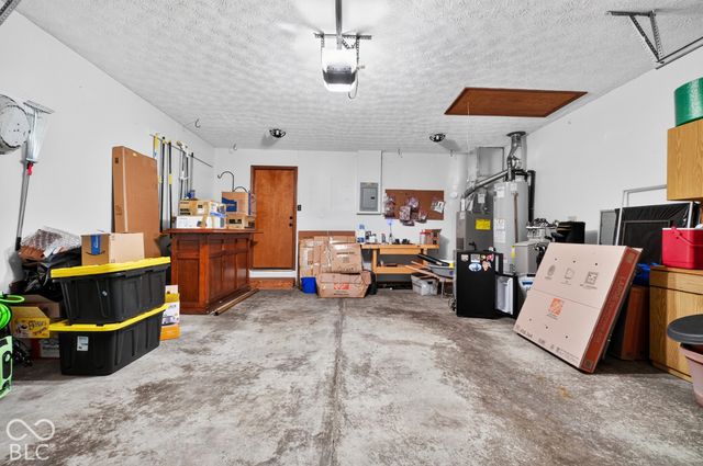 1278 Holiday Lane W, Brownsburg, IN 46112