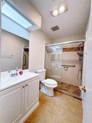 6322 S Briar Bayou Drive, Houston, TX 77072
