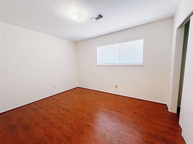6322 S Briar Bayou Drive, Houston, TX 77072