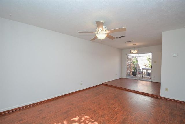 6322 S Briar Bayou Drive, Houston, TX 77072