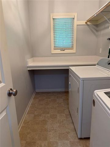 9115 N Stark Court, Kansas City, MO 64157