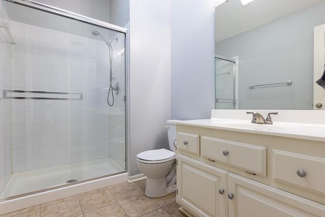 9115 N Stark Court, Kansas City, MO 64157