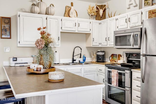 20453 Landon Road, Gulfport, MS 39503