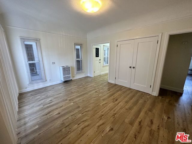 4504 S Hoover Street, Los Angeles, CA 90037