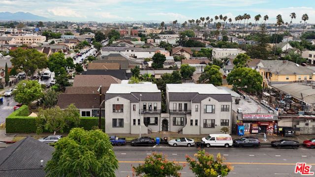 4504 S Hoover Street, Los Angeles, CA 90037