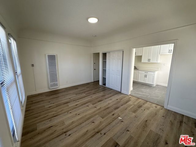 4504 S Hoover Street, Los Angeles, CA 90037