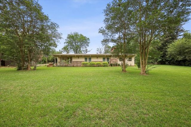 1903 W Sunset Drive, Orange, TX 77630