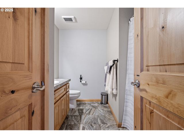 24674 BOLTON HILL Rd, Veneta, OR 97487