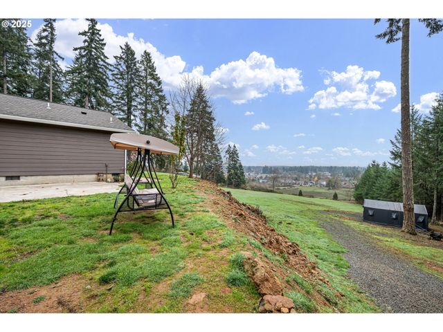 24674 BOLTON HILL Rd, Veneta, OR 97487