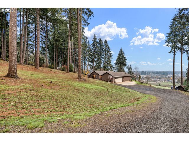 24674 BOLTON HILL Rd, Veneta, OR 97487