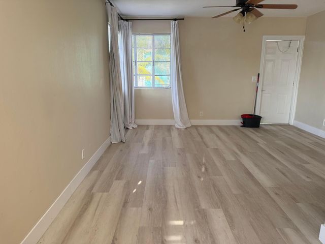 15 N Ocean Breeze 3, Lake Worth Beach, FL 33460