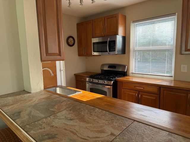 15 N Ocean Breeze 3, Lake Worth Beach, FL 33460