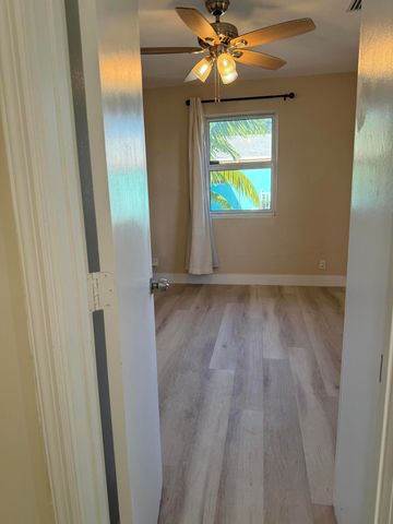 15 N Ocean Breeze 3, Lake Worth Beach, FL 33460