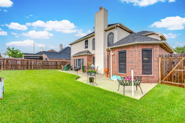 2114 Canyon Lake Drive, Deer Park, TX 77536