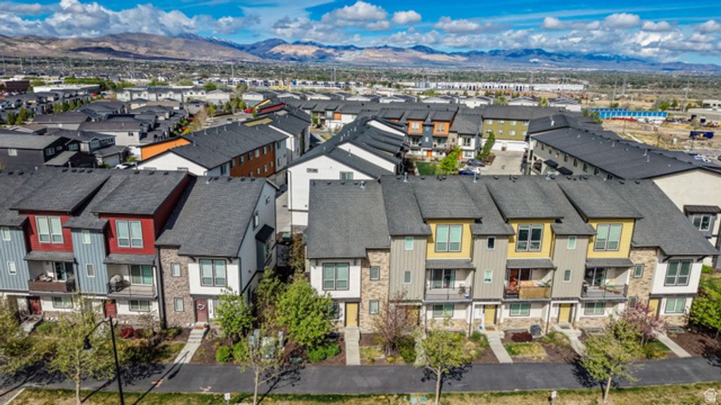 Image 37 of property listing at 14763 S LEWSKI LN #A-1, Bluffdale, UT 84065