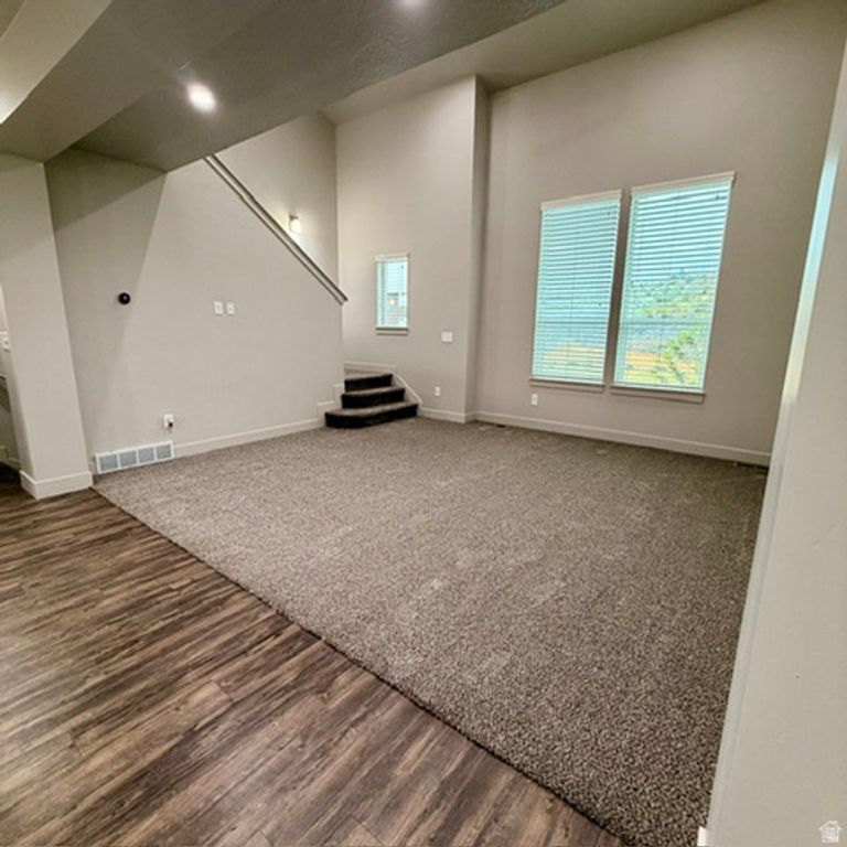 Image 10 of property listing at 14763 S LEWSKI LN #A-1, Bluffdale, UT 84065