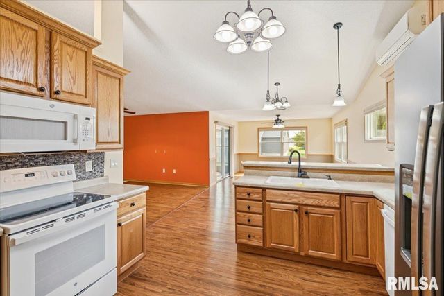 1713 Garrett Avenue, Clinton, IA 52732