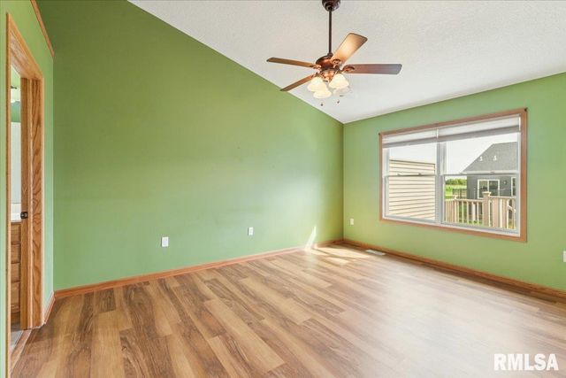 1713 Garrett Avenue, Clinton, IA 52732