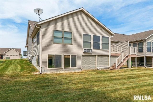 1713 Garrett Avenue, Clinton, IA 52732
