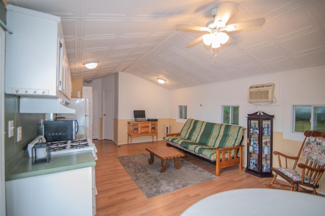 194 Buckley Rd Unit 5, Weare, NH 03281