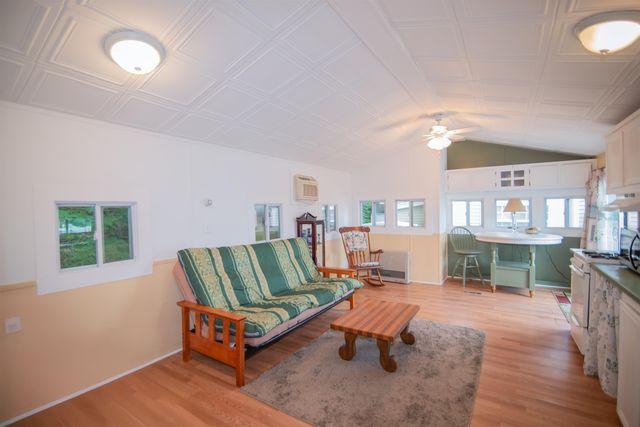 194 Buckley Rd Unit 5, Weare, NH 03281