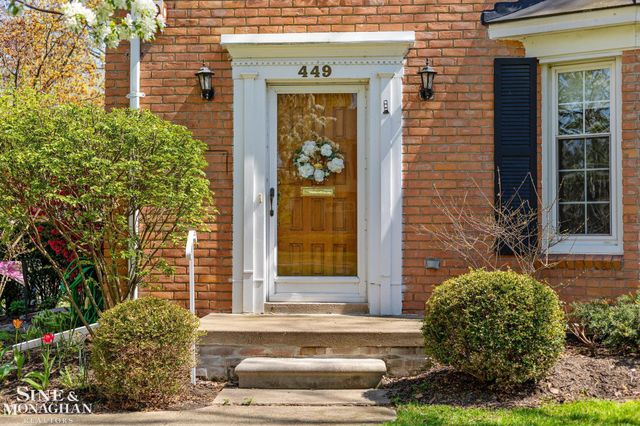 449 Allard Road, Grosse Pointe Farms, MI 48236