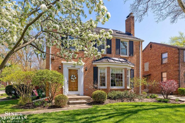 449 Allard Road, Grosse Pointe Farms, MI 48236