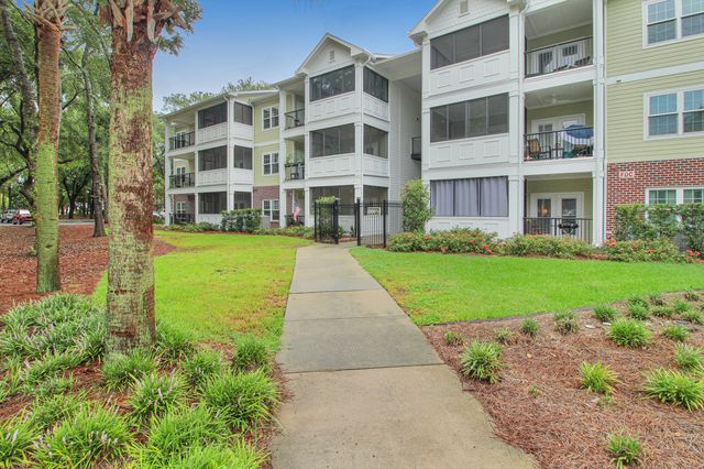 1025 Riverland Woods Place 812, Charleston, SC 29412