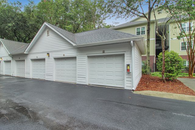 1025 Riverland Woods Place 812, Charleston, SC 29412