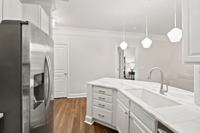 1025 Riverland Woods Place 812, Charleston, SC 29412