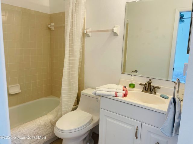 1431 Sheafe Avenue NE 104, Palm Bay, FL 32905