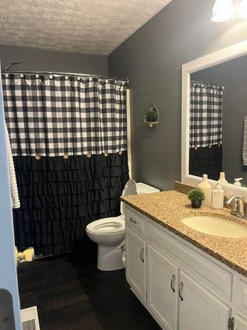 4468 W Valley Road, Dunlap, TN 37327