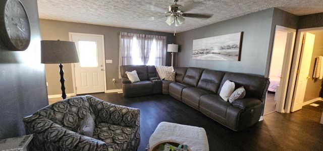 4468 W Valley Road, Dunlap, TN 37327