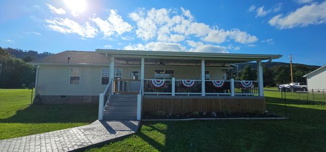 4468 W Valley Road, Dunlap, TN 37327