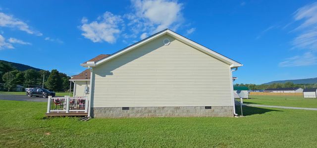 4468 W Valley Road, Dunlap, TN 37327
