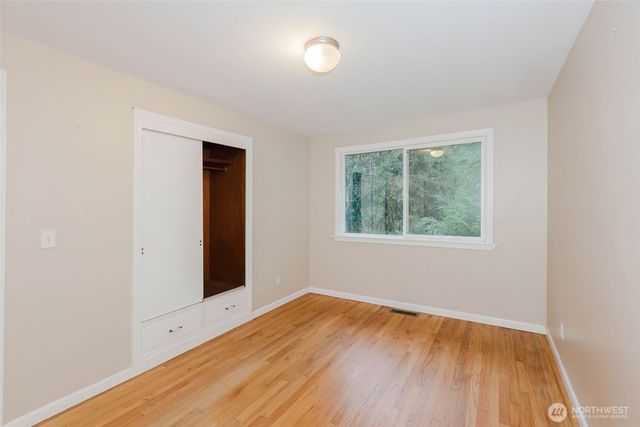 1540 Puget Drive E, Port Orchard, WA 98366