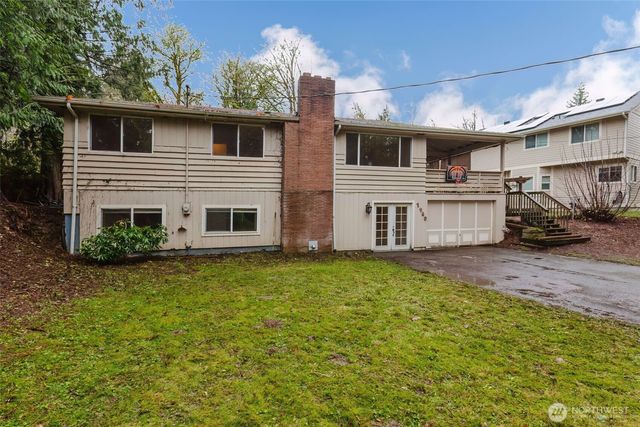 1540 Puget Drive E, Port Orchard, WA 98366