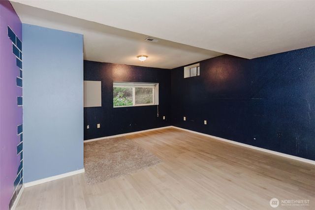 1540 Puget Drive E, Port Orchard, WA 98366