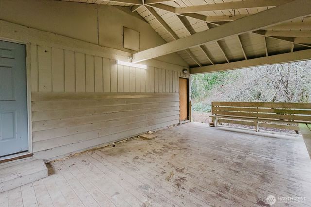 1540 Puget Drive E, Port Orchard, WA 98366