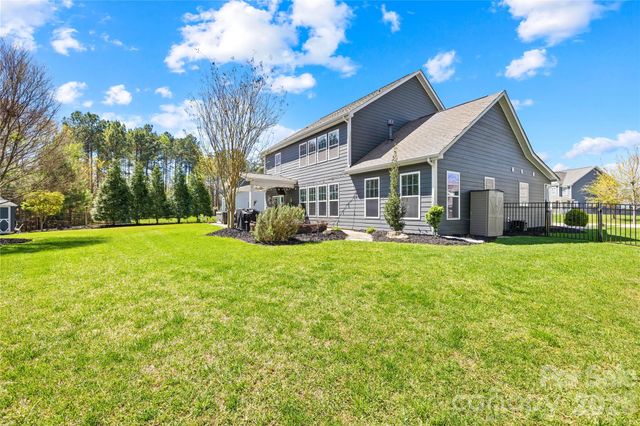 7682 Lazy Hollow Lane, Denver, NC 28037