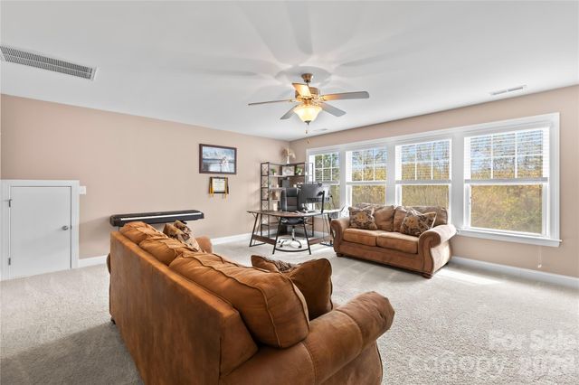 7682 Lazy Hollow Lane, Denver, NC 28037