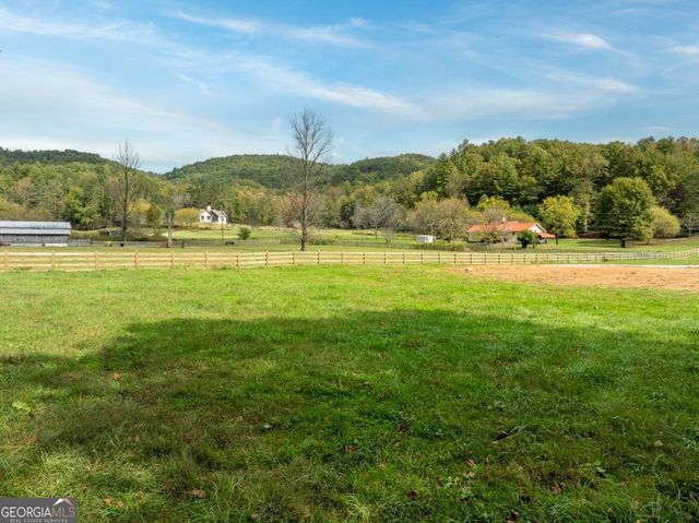 2673 Tails Creek Church Road, Ellijay, GA 30540
