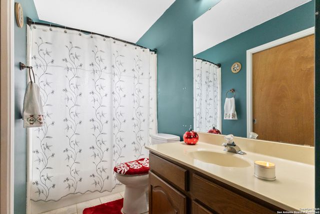 5843 Spring Valley, San Antonio, TX 78247