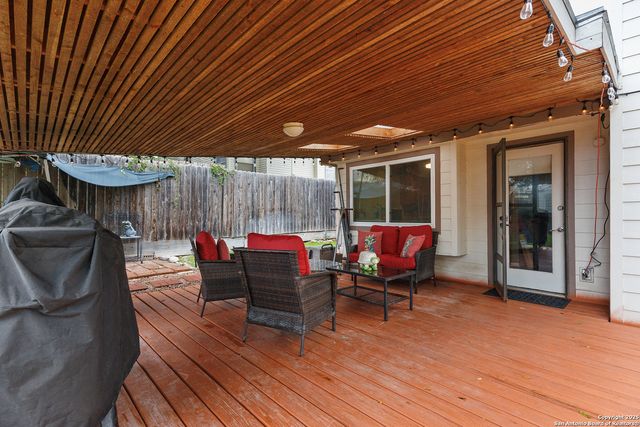 5843 Spring Valley, San Antonio, TX 78247