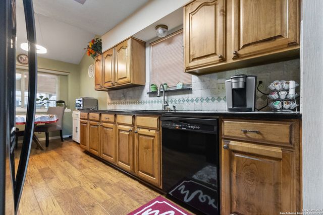 5843 Spring Valley, San Antonio, TX 78247