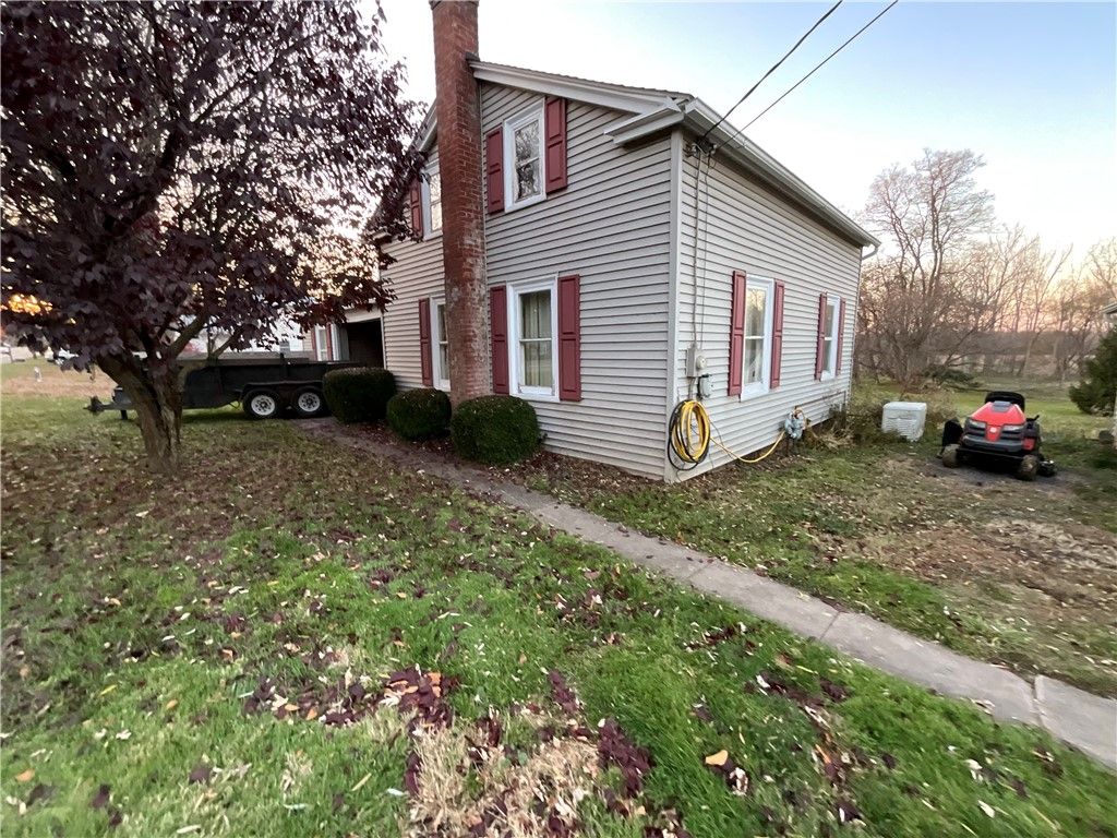 13935 Ridge Road West, Gaines, NY 14411