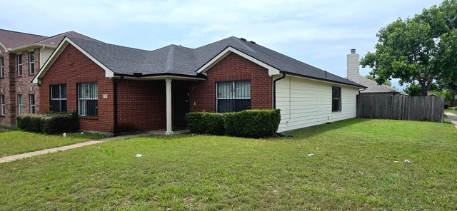 104 Idlewheat Lane, Dallas, TX 75241