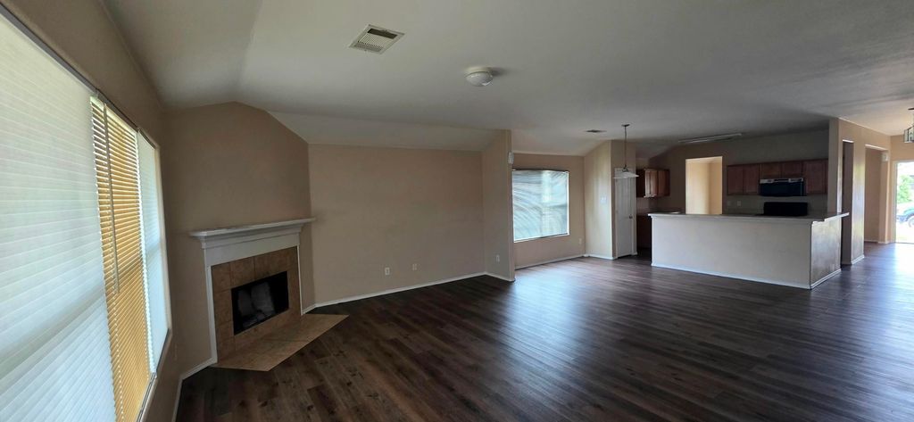 104 Idlewheat Lane, Dallas, TX 75241