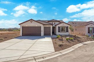 1941 N Aruba Drive, Green Valley, AZ 85614